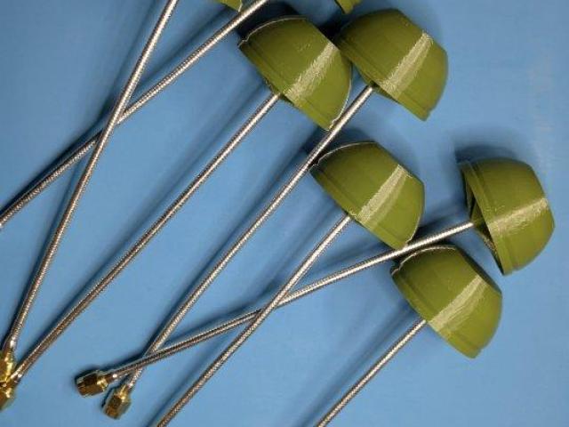 Антена типу конюшина