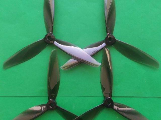 Пропелери 7040 7X4X3 Полікарбонат 2CW+2CCW