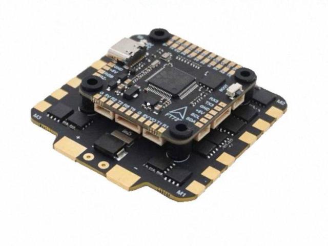 Політний стек FC: F722, ESC: 80A 8S