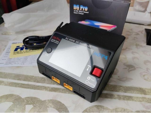 двухканальний зарядний пристрій HOTA D6 Pro Dual
