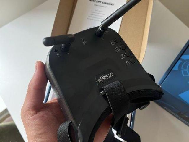 FPV очки Nectronix VR009, 5.8 ГГц, 3” IPS экран