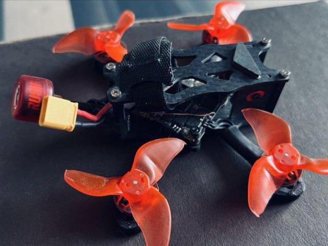 Кастомний FPV-дрон на базі AlfaRC APEX 2 Analog ELRS 2.4G