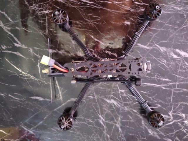 Продам FPV дрон (7 дюймів)+АКБ і пропи