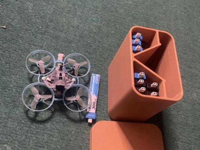 Air65 fpv вупік,кейс батки 9шт можливо з зарядкою