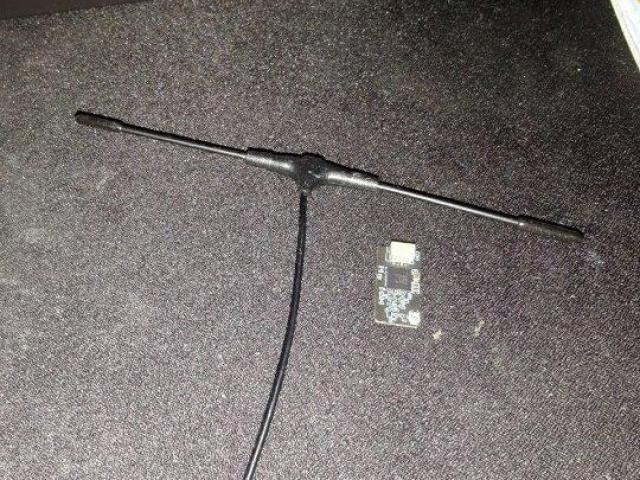 продам елрс 915 МГц BAYCKRC