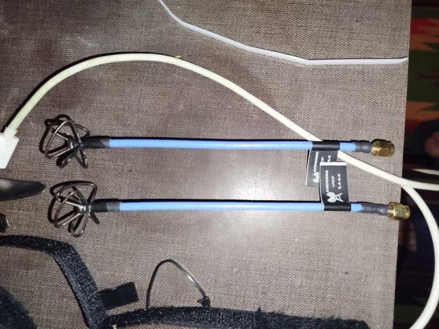 Кругові антени avengers lhcp діапазону 5.4-6.0