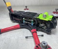 Продам дрон 5дюймів аналог , на рамі mark 5