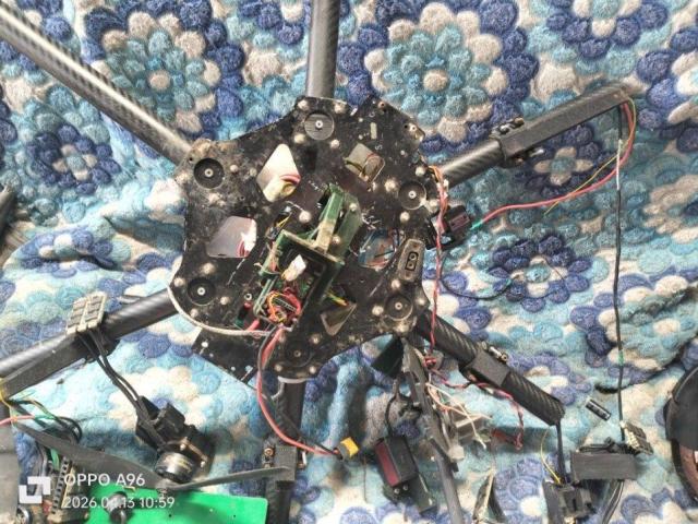 Дрон (баба Яга )