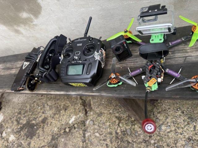 Продам фпв дрон 5 дюймів erls2.4 аналог 5.8 комплект